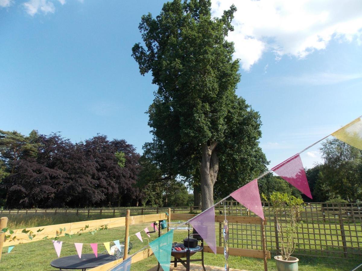 Hope Cottage Bell Tent Retreat Ashbourne  Exteriör bild