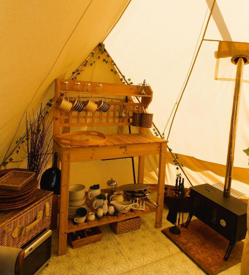 Hope Cottage Bell Tent Retreat Ashbourne  Exteriör bild